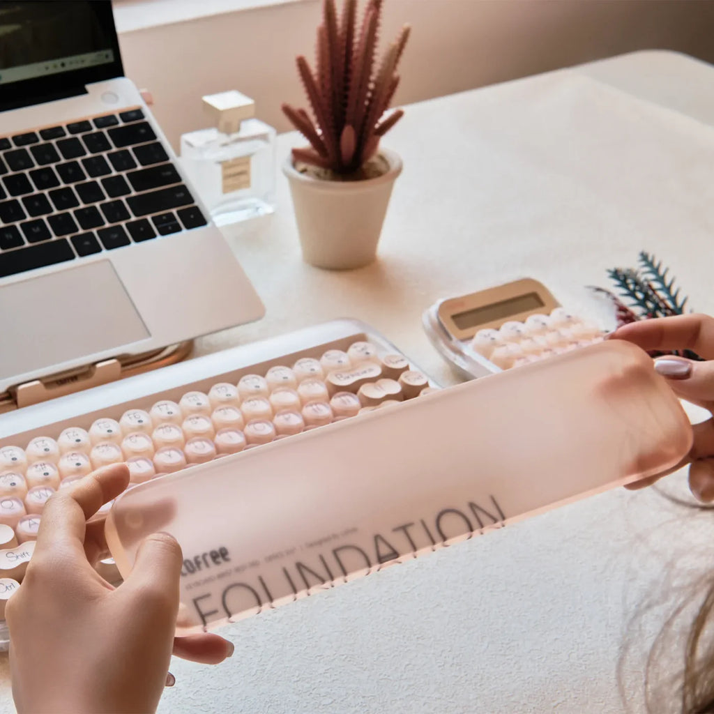 果凍透明鍵盤手枕－粉底液